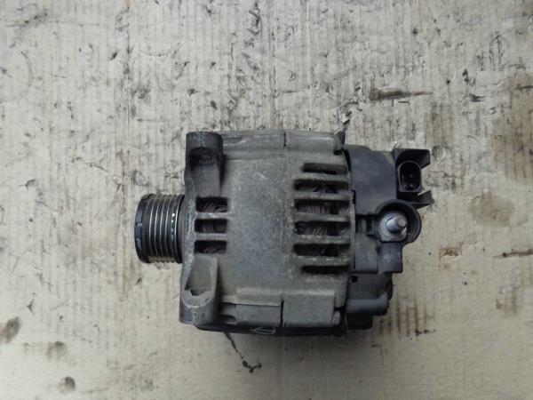 ALTERNATEUR MERCEDES - Vue 2